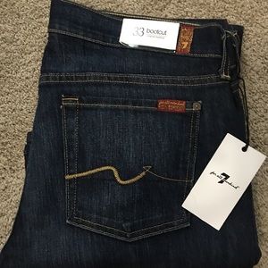 NWT 7FAMK Bootcut Jeans